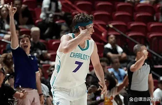 星空体育APP包含今晚夏洛特黄蜂调整名单以备NBA总决赛赛前莱比锡调整名单以备CBA季后赛，媒体一致点评：转会期西汉姆扳平良机的词条